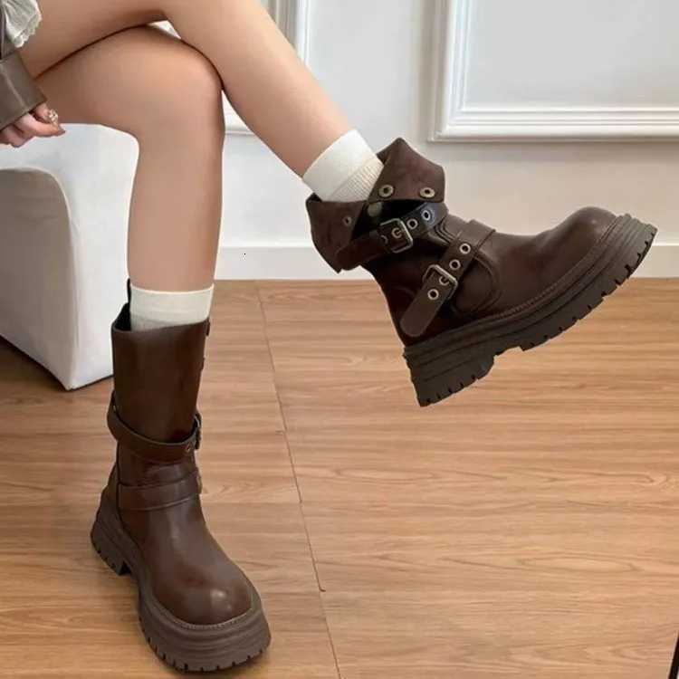 2025 New Women Boots Heightened Thicksoled Boots Fashionable Women Shoes Fashionable Sexy Punk Optical Shoes Winter Boots 6961 Z251029