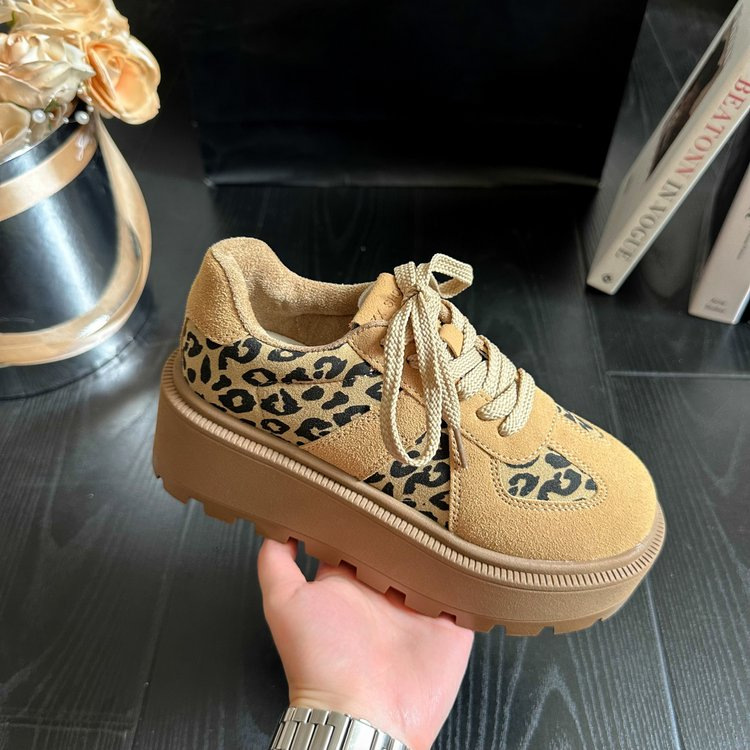 Heightened platform shoes women's simple and versatile casual sports shoes fashionable retro German training shoes2025