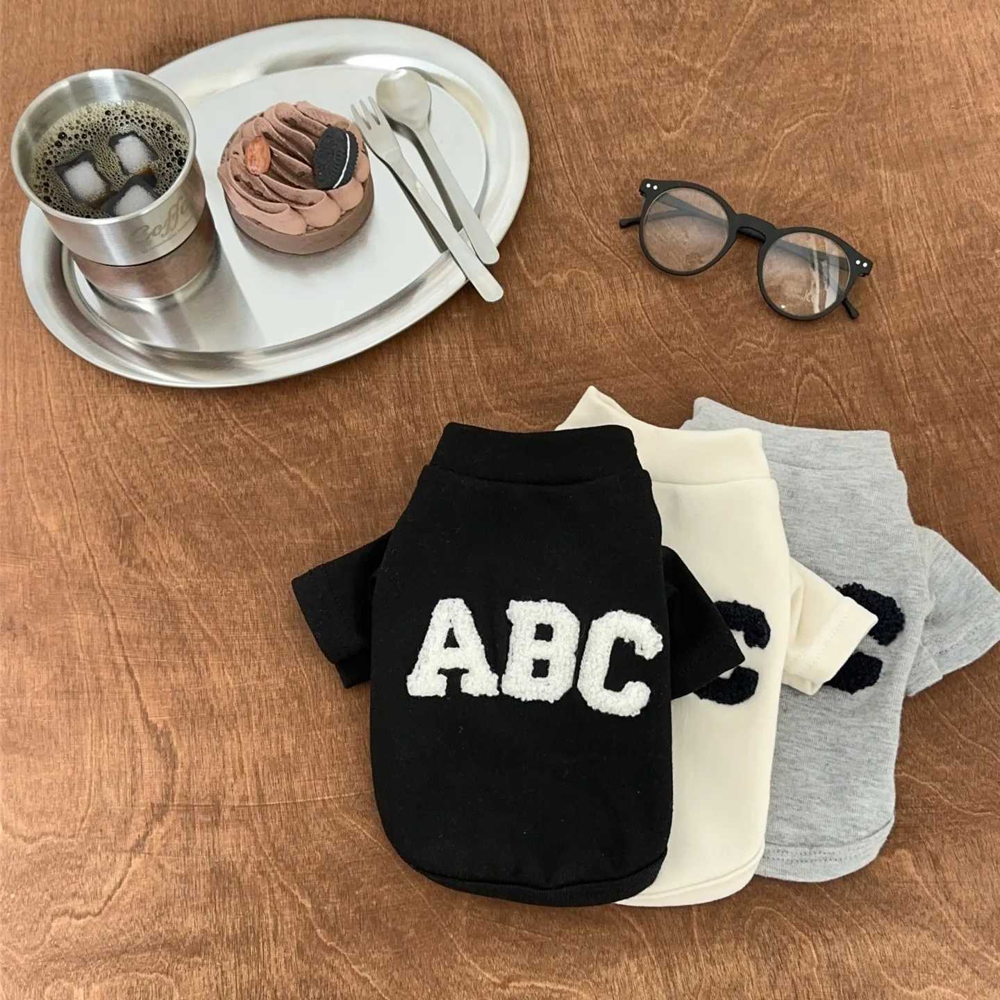 2025 New Embroidered Letter Dog Vest Small to Medium Dog Sweatshirt Winter Warmth for Pomeranians Pet Pullover C251030