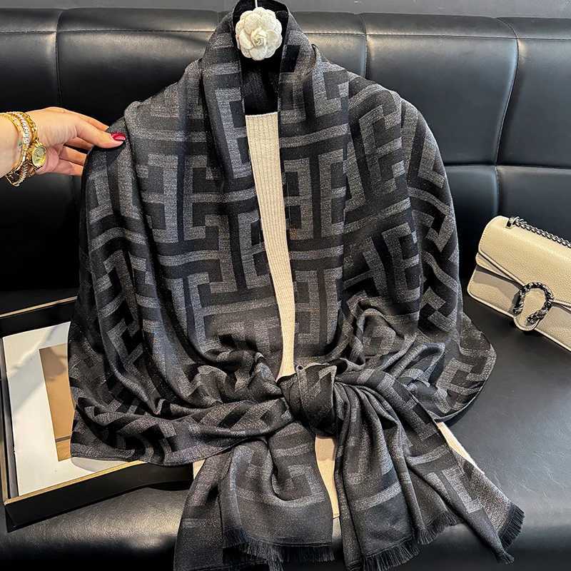 2025 New Design Brand Spring Women Scarf Fashion Geometry Print Hijabs Scarves For Ladies Shawls And Wraps Pashmina StolesW251029