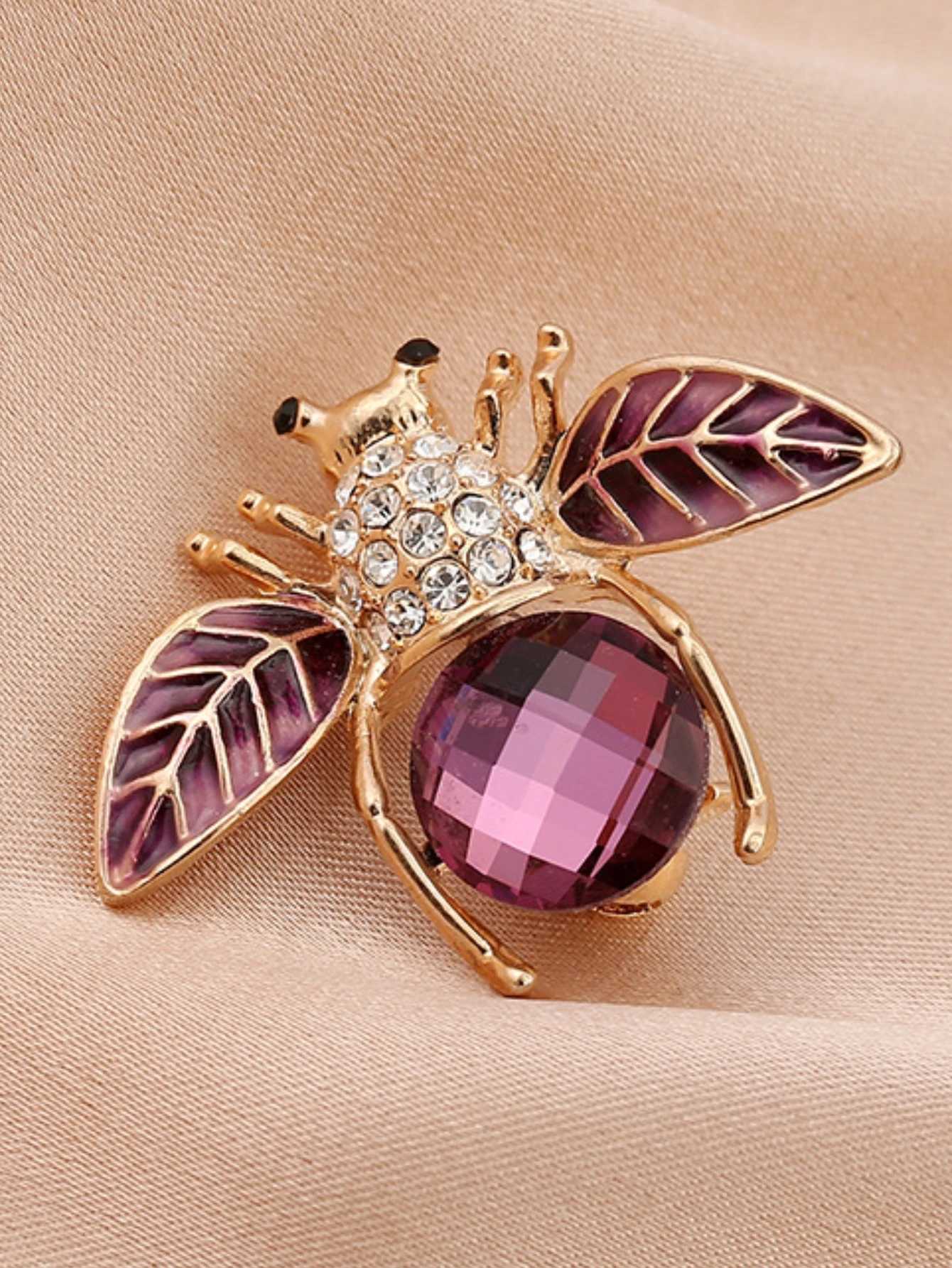 1 piece of womens European and American trendy little bee pearl brooch for fashionable dressing banquet party holiday gift Y251029