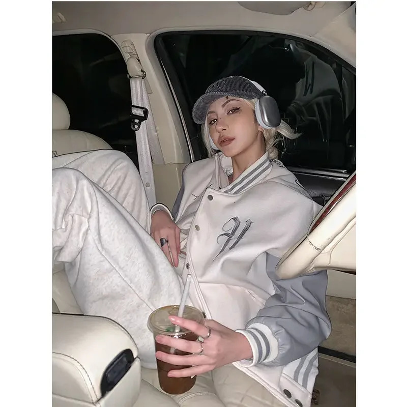 Vintage Embroidery Outerwear Stitching Bomber Jackets Traf Varsity Jacket Baseball Uniform Color Contrast Couple Coat For Women 251029