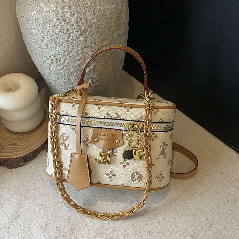 designer bag 2025 New Handbag Printed Square Box Single Shoulder Crossbody Stylish Makeup Bag
