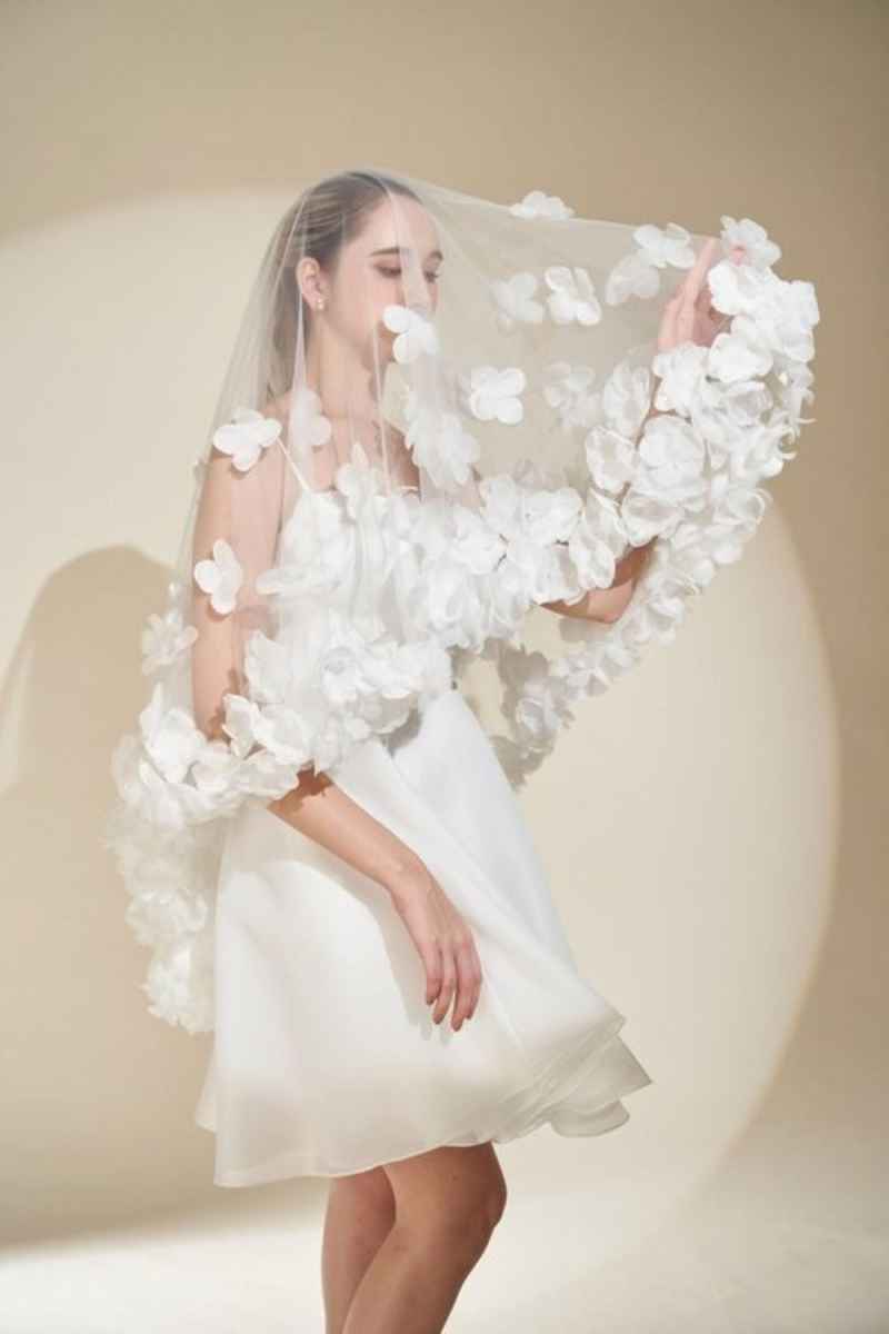 Elegant Fingertip Veil Wedding Veils One Layer Tulle 3D-Appliques Lace Tulle Bridal Veil Custom Made Wedding Accessories