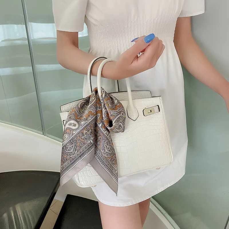 Silk Scarf For Bag Lady Neck Tie 100 Silk Scarf Luxury Brand Print Flower Stripe Plaid Dot Bandana Hair Tie Handkerchief GiftsW251029