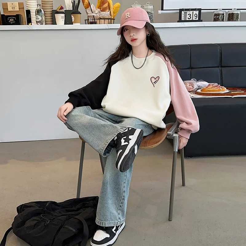 New Korean Children Patchwork Sweatshirts with Heart For Girls Spring Clothing Outerwear Kids Cotton Long Sleeve Pullover TopsT251030