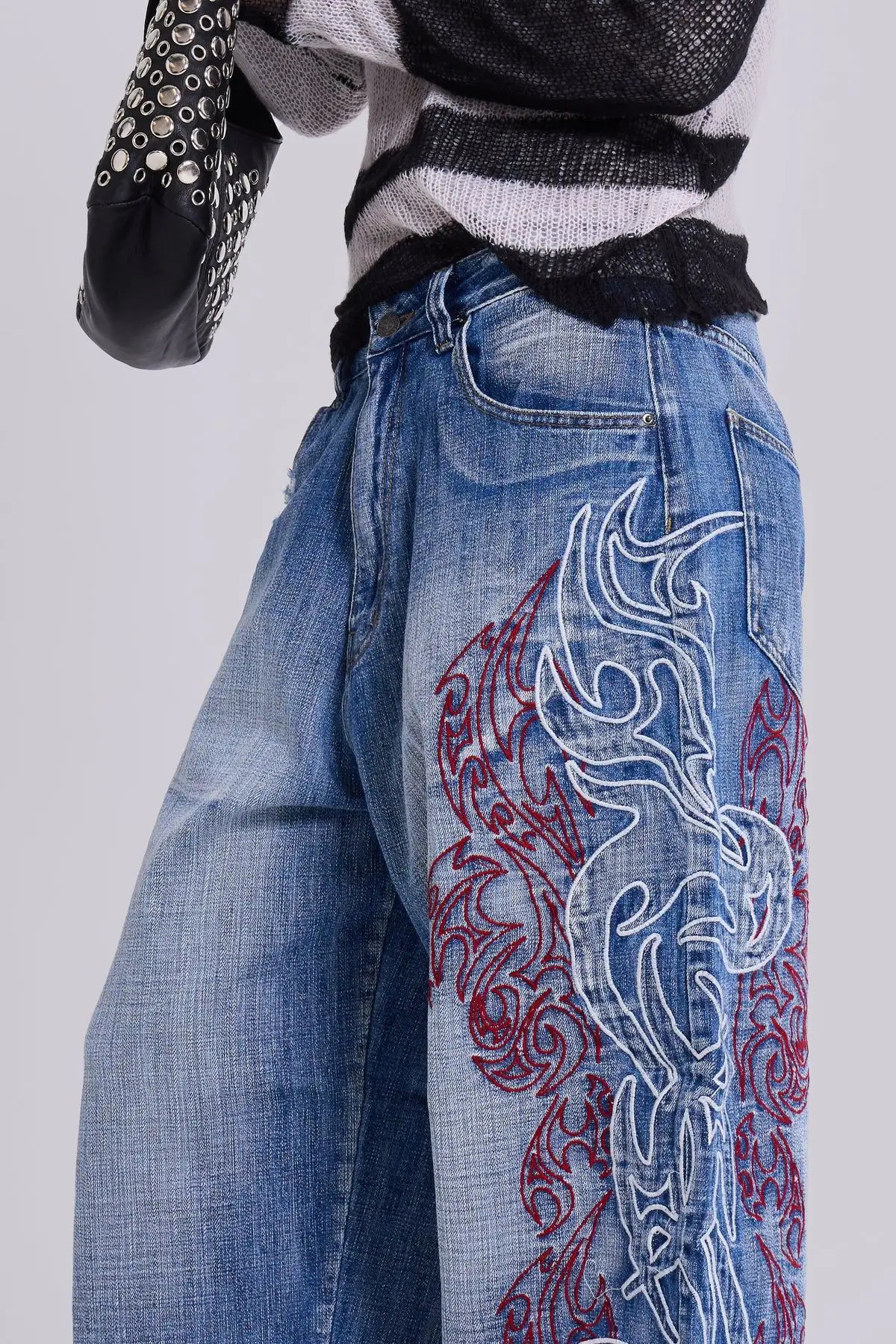 Y2K Women Jeans Harajuku Fashion Asymmetric Embroidery Pattern Baggy Vintage Black Wide Leg Jeans Gothic Jeans Streetwear Unisex 251029