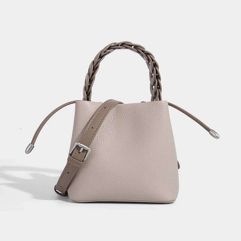 Early Spring Women's High Quality Bucket Bag Designer Multifunctional Hand Carrying Commuter Shoulder Elegant Handbag