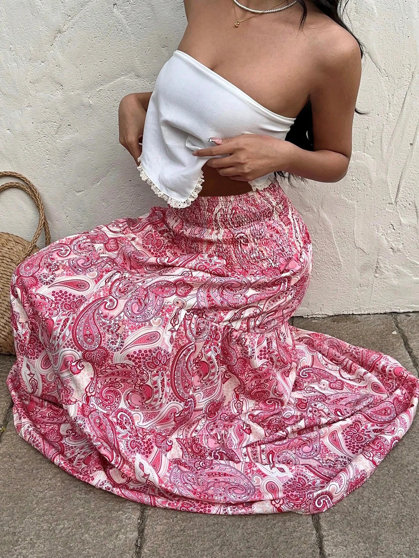 Vacation Style Stretchy Waist Long Maxi Skirt Flowy Beach Skirt with Elastic Waistband 251028