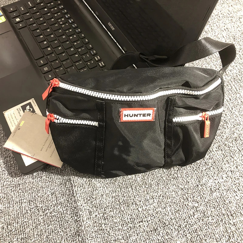Hun Mens and Womens Lightweight Sports Crossbody Bag Waterproof External Functional Nylon Fabric with Zipper Casual Waist Bag 251030