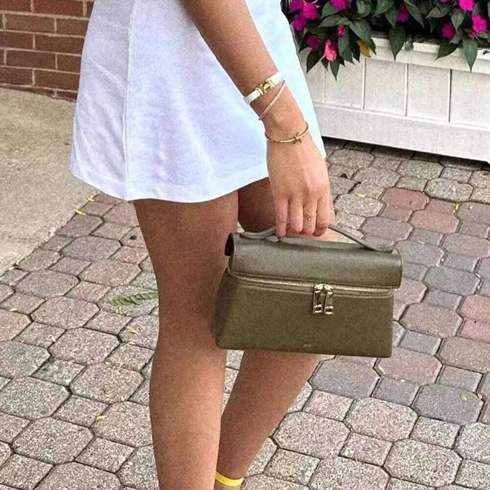 Designer Bags JW PEI Box Thea Shoulder Messenger Female New Style High-End Work Commuting Handbag Small Bag Hot Selling