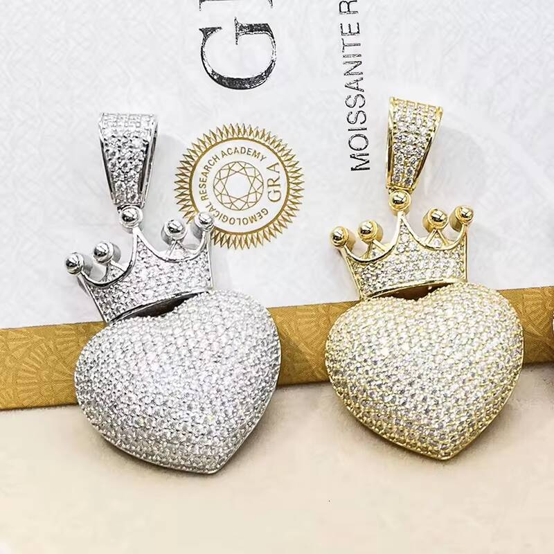 Hip Hop 925 Sterling Silver Bling Iced GRA VVS Moissanite Crown Heart Pendant Pass Diamond Tester Jewelry for Men and Women