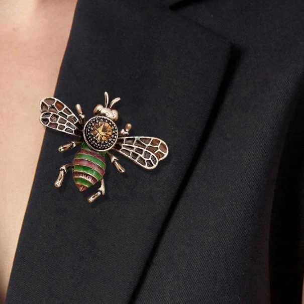 Zircon diamond studded pearl brooch cartoon cute bee brooch alloy drip oil womens pin accessories wholesale Y251029