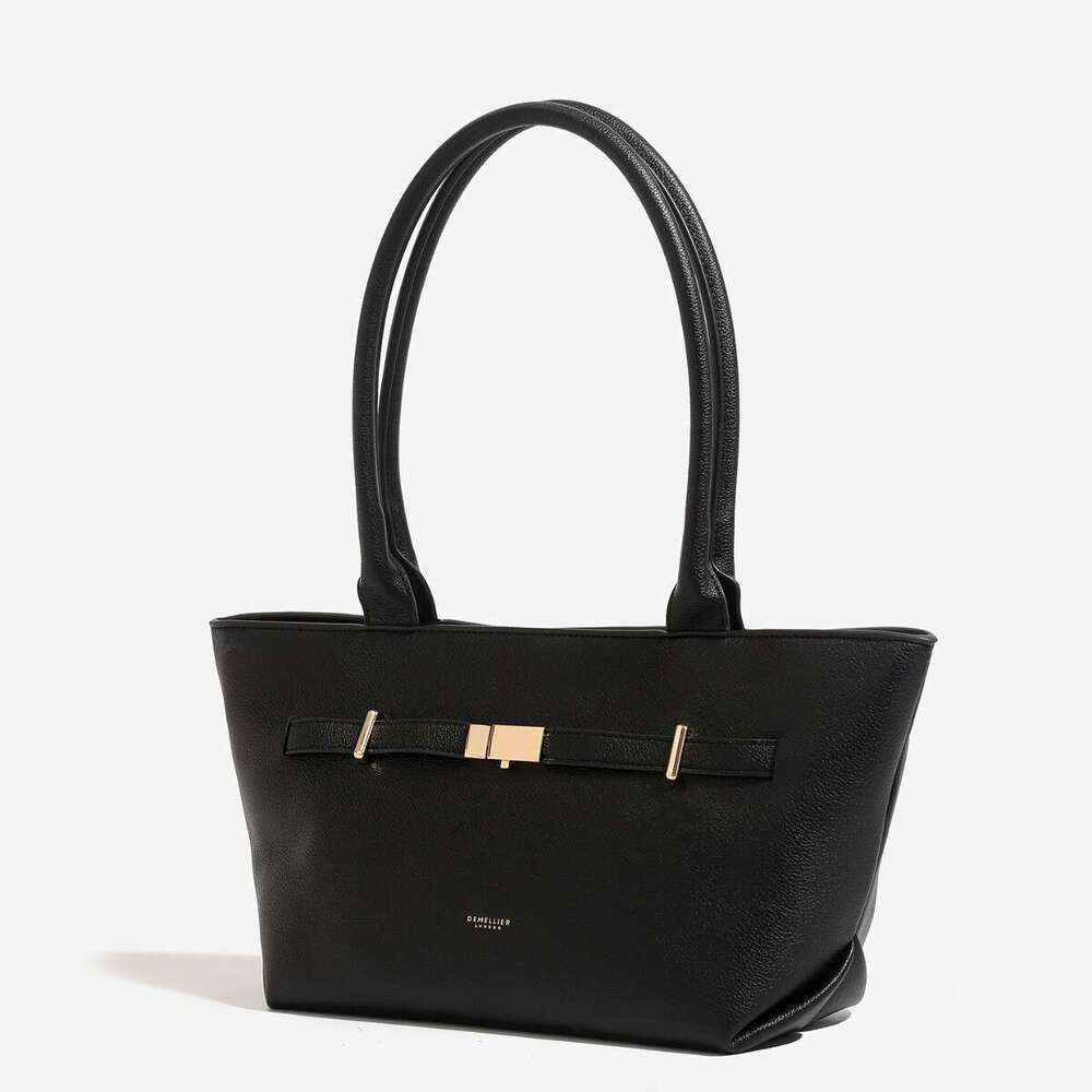 designer bag Luxury bag 2025 Fashionable versatile single shoulder bag Niche bag Genuine Leather Handbag Versatile Horizontal Shoulder Baguette Bag fo