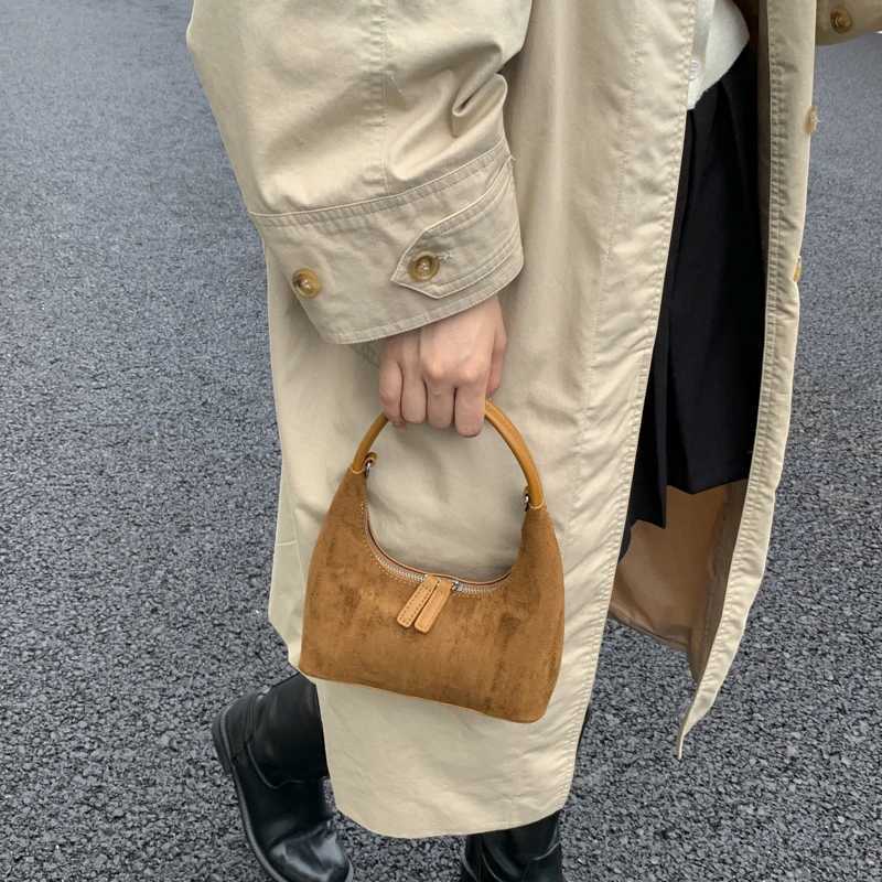 Designer bag 2025 Autumn Winter Lat Fi Tophandle Bags For Wen Pure Color Small Shoder Crossbody Bag Mti Luxury Handbags Y251029