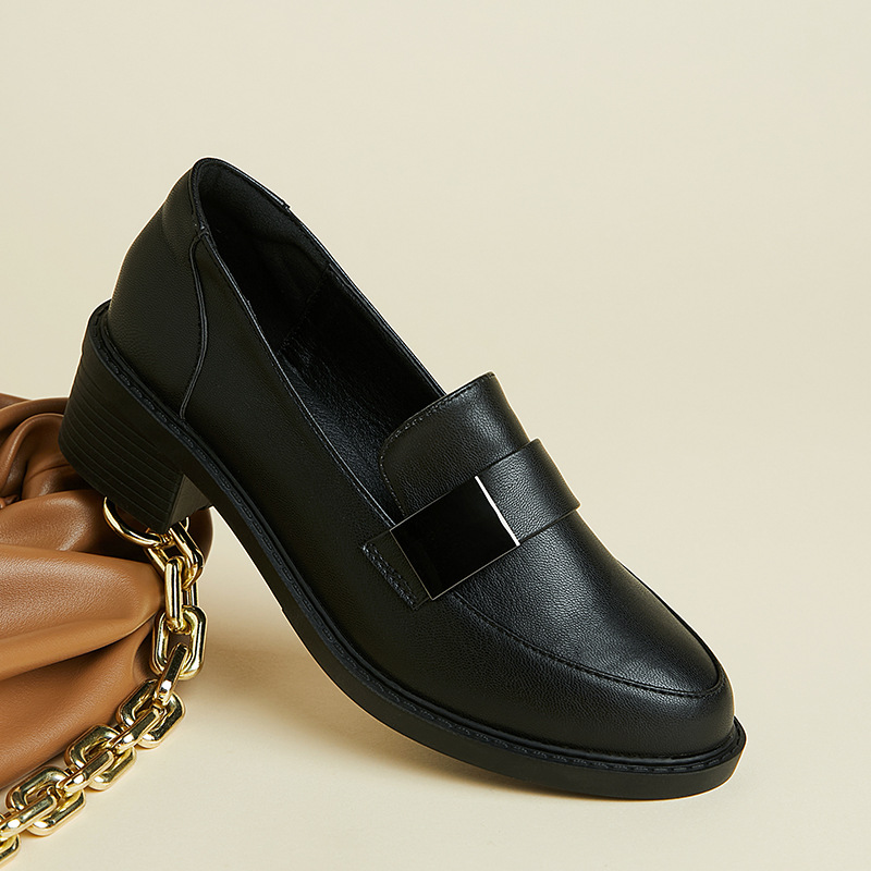 Round-toe thick-soled loafers for women 2025 spring British-style leather shoes Internet celebrity hits comfortable casual shoes women