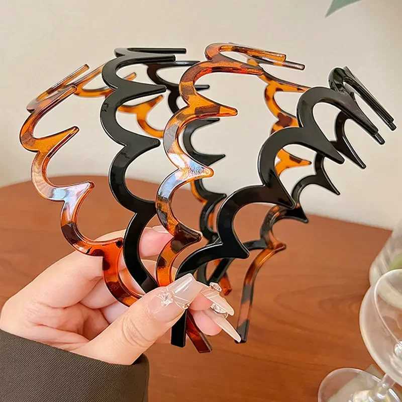 Fashion Wave Headbands for Women Solid Color Toothed Non-slip Hair Bands Girl Face Wash Sports Hairbands Hair Accessories D260326