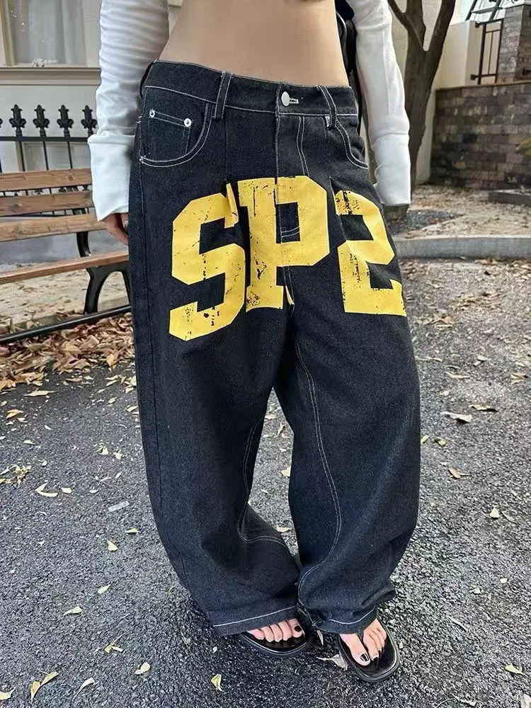 Black Gothic HipHop Letter Printed Streetwear Men And Women Y2k Harajuku 2000s Vintage Fashion Casual Loose WideLeg Jeans 251029