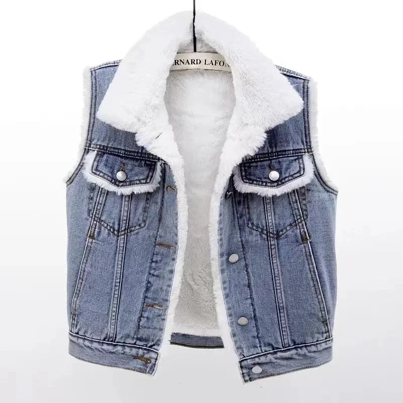 Autumn Lamb Wool Liner Plush Thick Cowboy Vest Winter Plus Velvet Warm Women Denim Waistcoat Female Gilet Sleeveless Jacket 251027