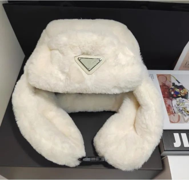 Designer hat Ear Muffs bucket hat mens hat hat designer woman Fashionable letter fisherman hat warm and thick Wool Outdoor warm hat versatile basin hat