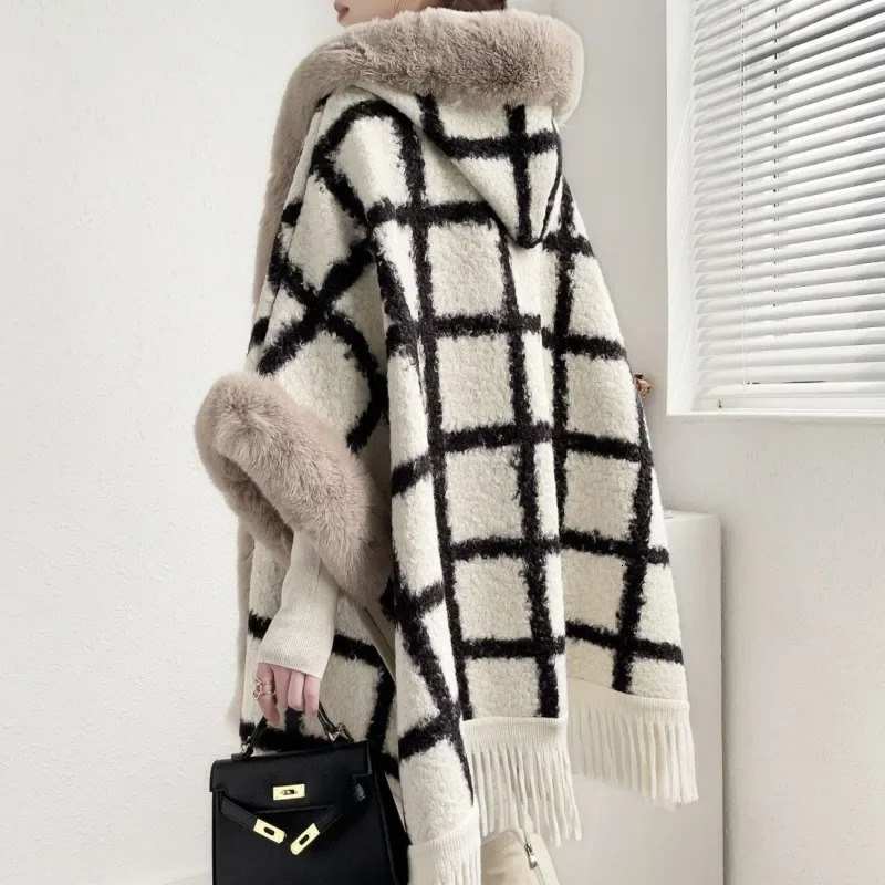 Women Big Fur Collar Outstreet Winter Thicken capas y Poncho Cape dress Striped Long goth Cloak Loose Tassel Coat JJ537 251029