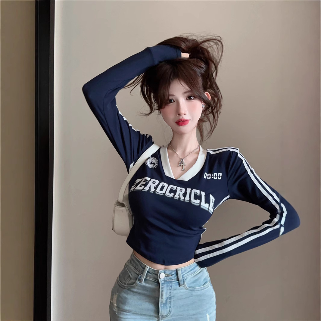 American retro long sleeved t-shirt for women, new tight fitting and slimming short designer top