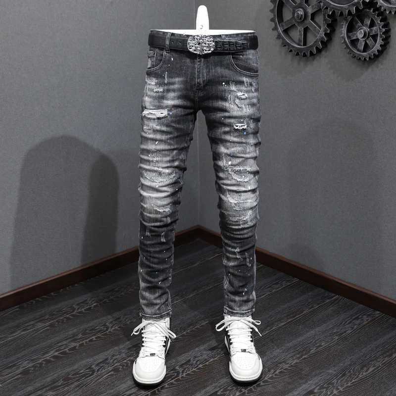 Street Fashion Men Jeans Retro Black Gray Elastic Slim Ripped Jeans Men Vintage Trousers Patched Painted Designer Hip Hop Pants J251030