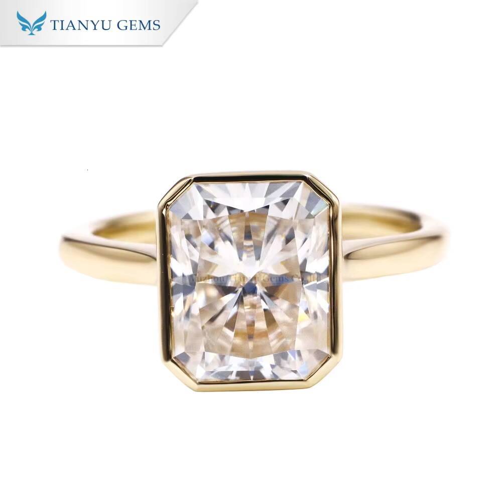 Tianyu Gems 14k Yellow Gold Radiant 8X10mm Moissanite D VVS1 Solitaire Diamond Engagement Ring for Women