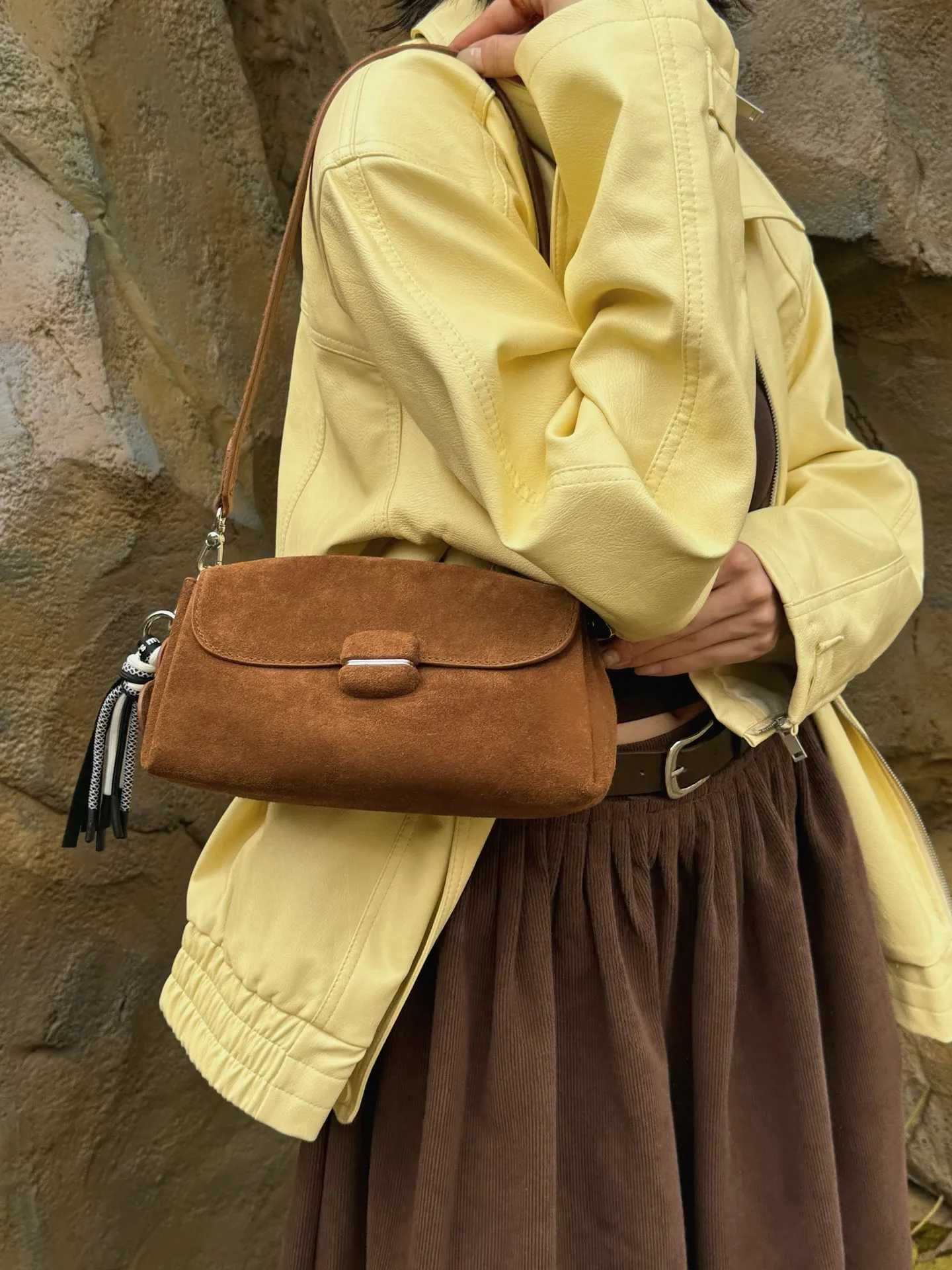 Designer bag Genuine Grade Luxury Designer Wens Shoder Bag Red Green French Style Suede Cow Leather Fem Crossbody Bag Dailyuse Purse Y251029