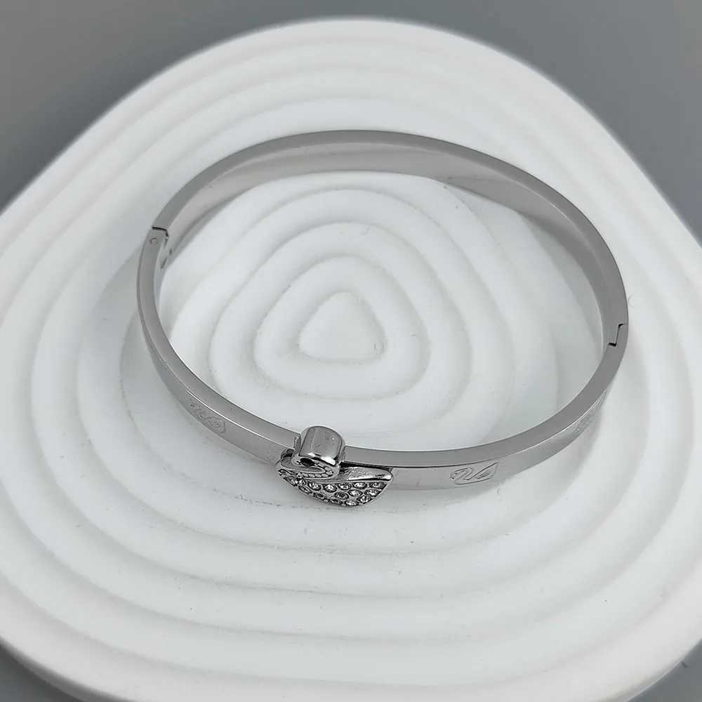 New zircon goldplated stainlESS steel 18K high quality waterproof couple wife giftW251030