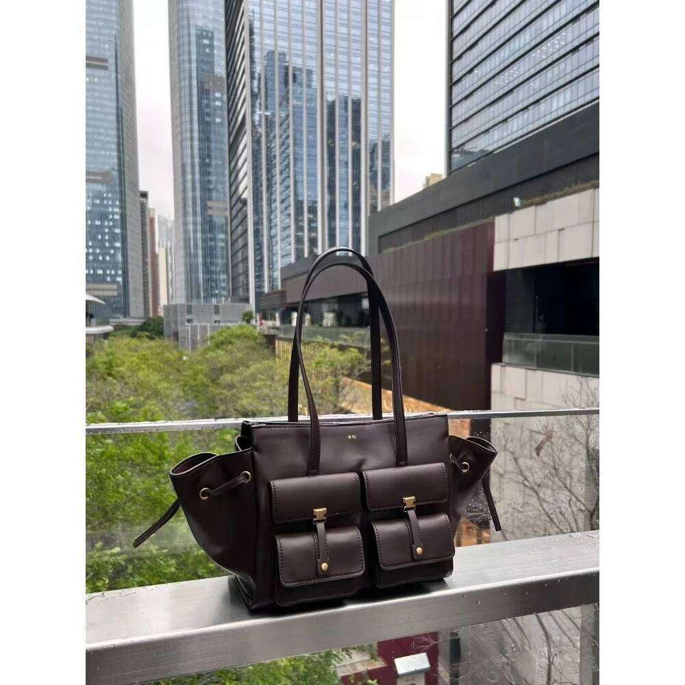 Designer Bags JW PEI Pocket Linda Handheld Tote Women Large Capacity Niche High-End Single Shoulder Underarm Bag Hot Selling