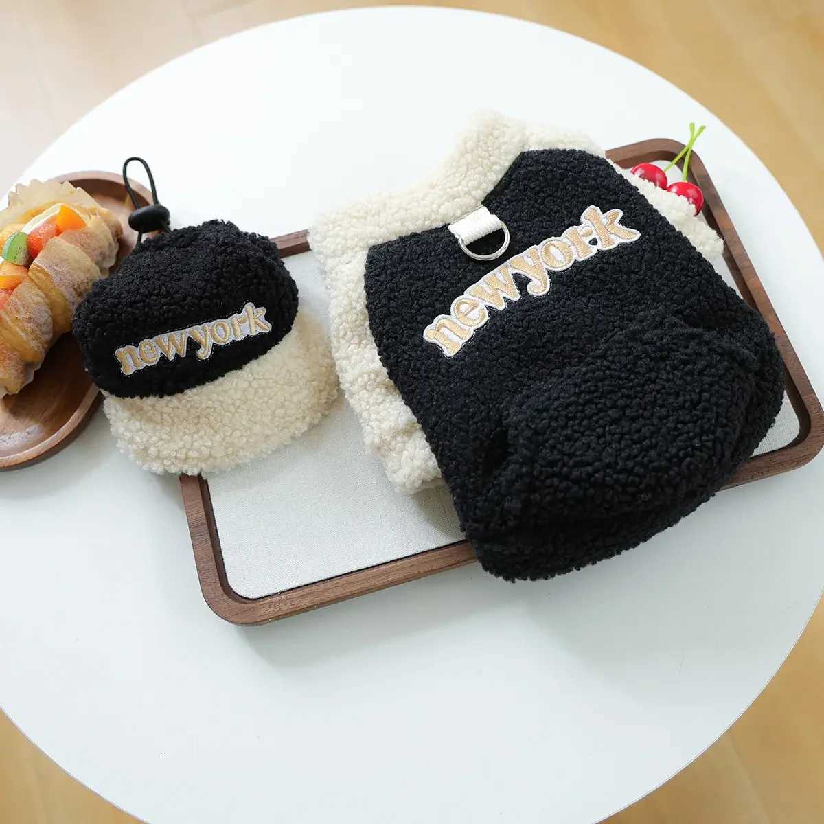 Autumn and Winter Pet Lamb Fleece Hoodie Cute Kitten Xiu Embroidered Plush Hat Dog Clothes for Small Dogs Puppy Clothes C251030