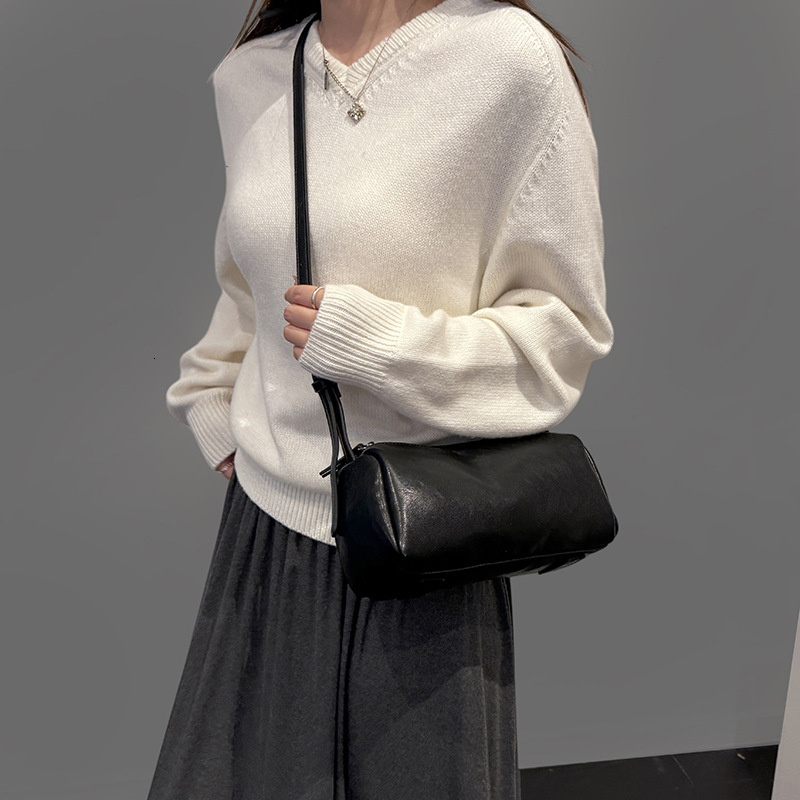 New popular women's armpit bag, fashionable and high-end retro single shoulder women's crossbody bag, fashionable and trendy designer bag