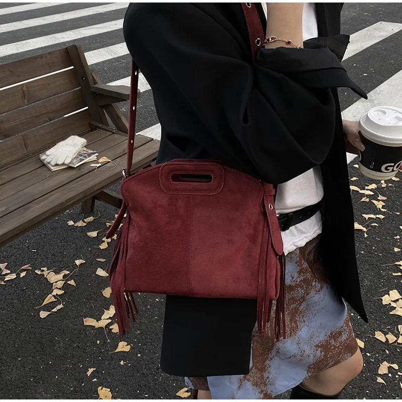 Tassel Lady Clutch With Adjust Shoulder Strap Large Capacity Shoulder Crossbody Bag Korean Fashion Versatile Dumpling Bag 251030