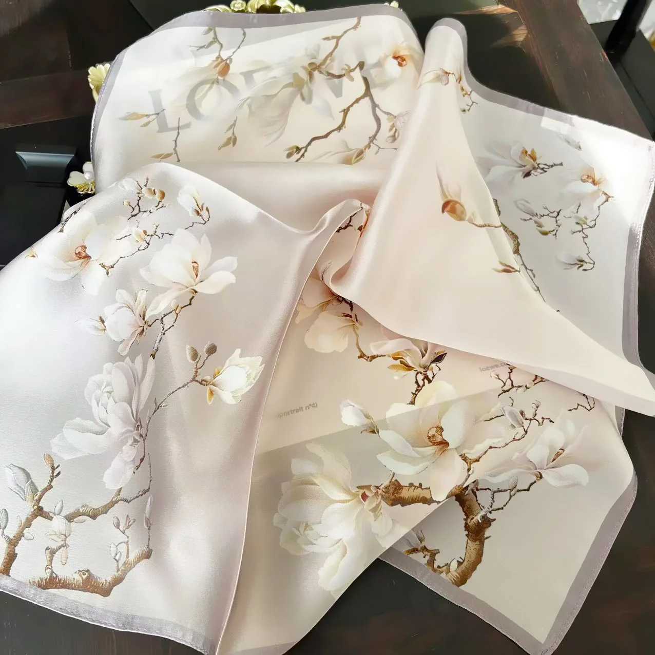 100 Natural Real Silk Scarf Women Print Bandana Square Scarves Wrap Kerchief Mulberry Fashion Summer Beach High Quality HijabW251029