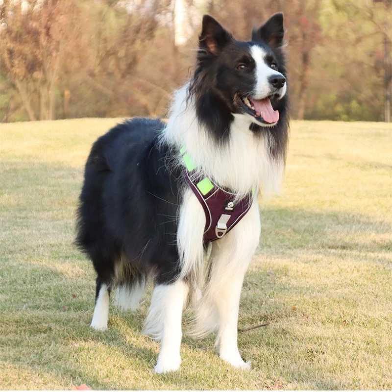 No Choke Dog Harness for Large Dogs No Pull Service Dog Vest with Reflective Strips and Control Handle Adjustable Comfortable J251129