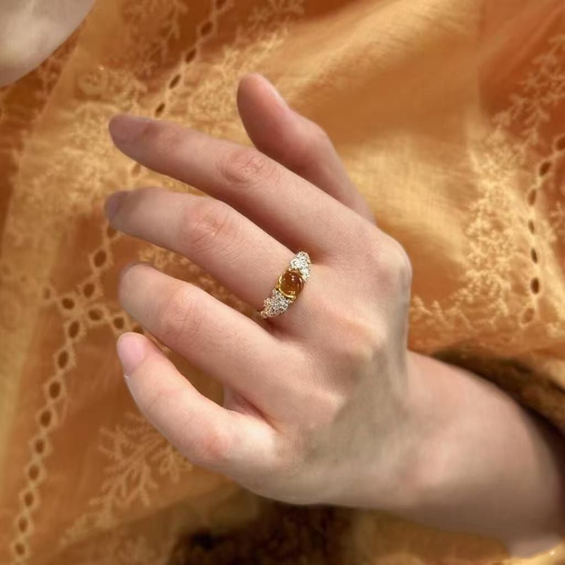 Ring Enamel Dripping Oil Daisy with Tiger Eye Accents Adjustable Floral Band for Daily Wear and Special Occasion Gift High Quality Texture