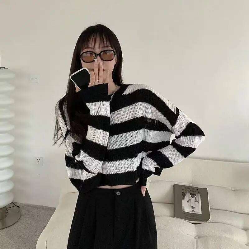 New Korean Style Striped Cropped Sweater Women Vintage Oversize Knit Jumper Female Autumn Long Sleeve O-Neck Pullovers Tops Designer Sweater Women Bea