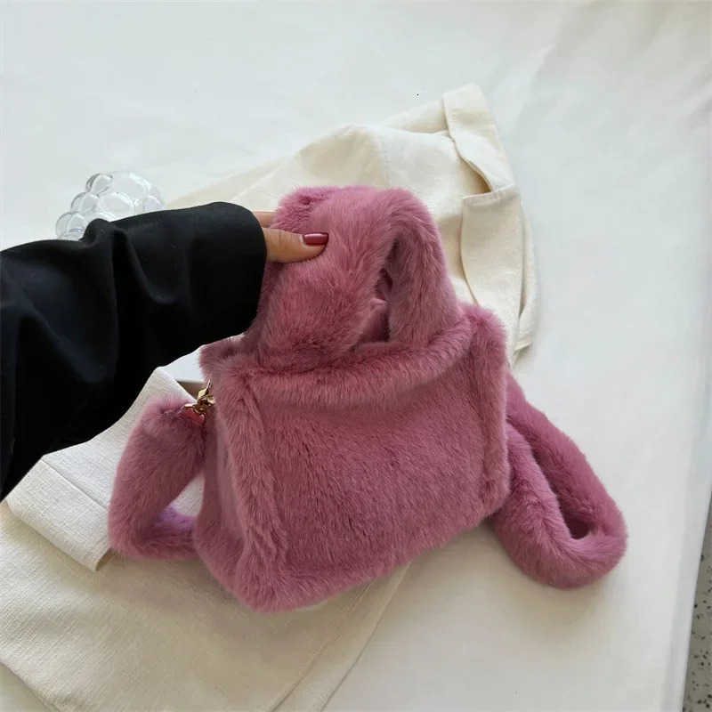 Luxury Faux Fur Womens Shoulder Bag Solid Color Soft Plush Ladies Crossbody Bags Simple Fluffy Tote Female Furry Handbags Purse M251030