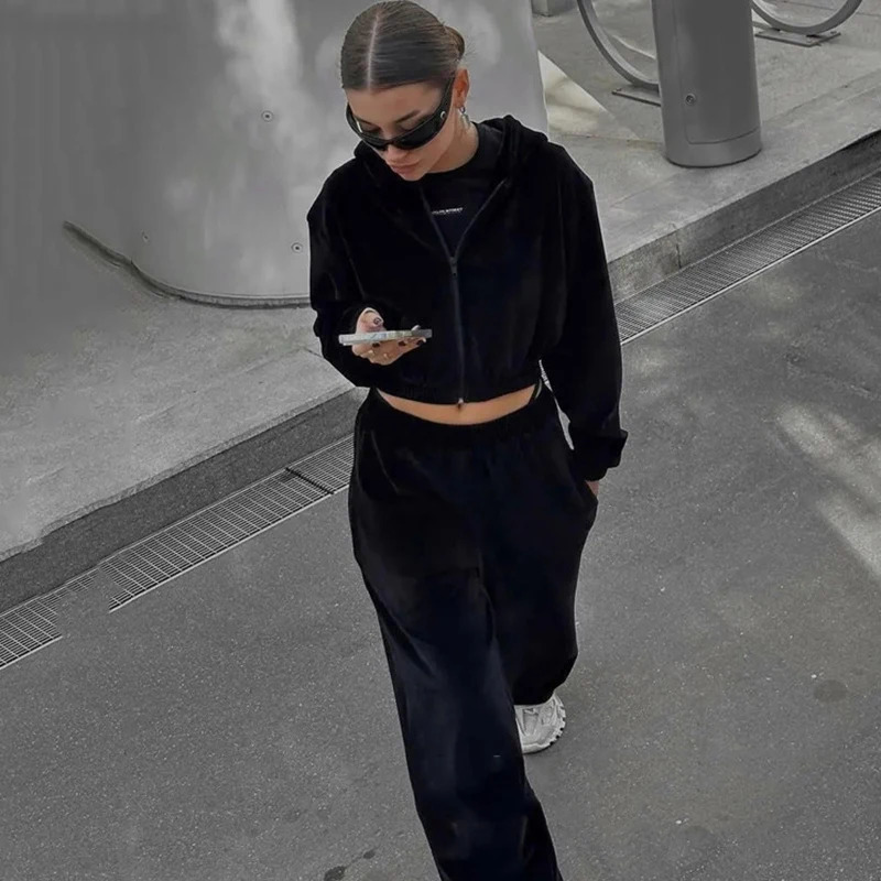 Autumn Winter Casual Two Piece Set Women Street Trend Longsleeved Hooded Cardigan Sexy Waist Elastic Trousers Tracksuit 251029