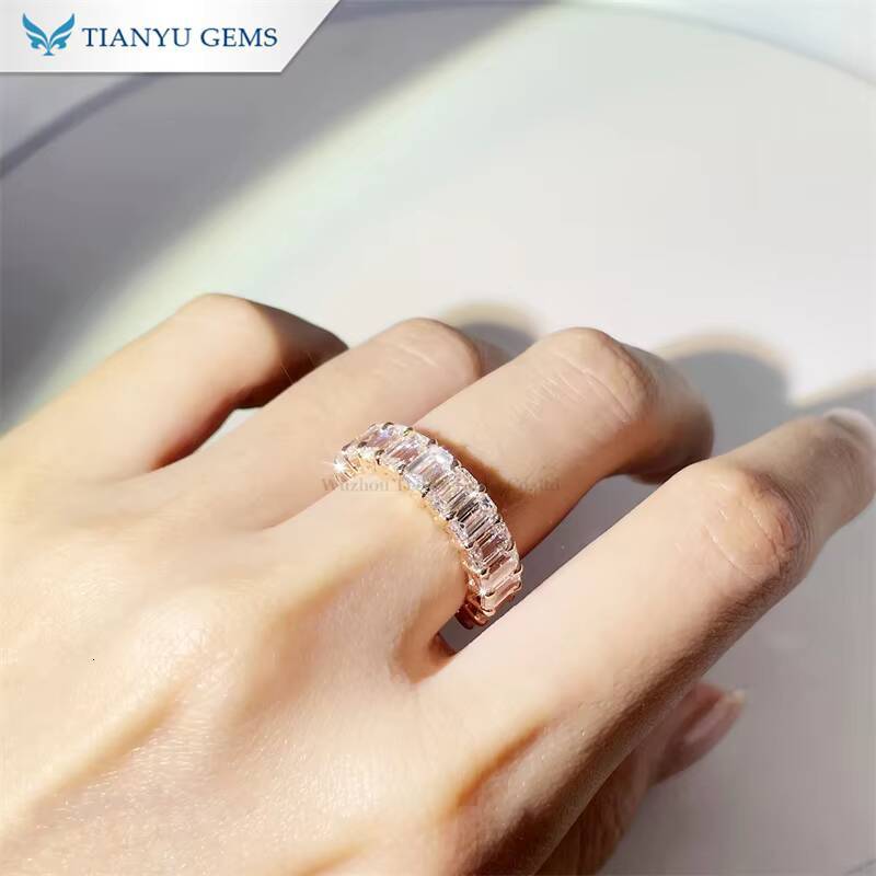 Tianyu Gems Customized Half Setting Emerald Cut Moissanite Lab Diamond Rose Gold Ring Band