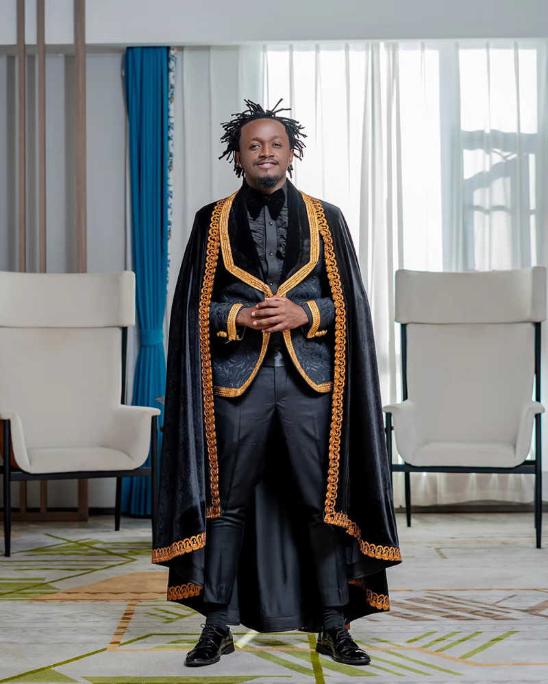 Stylish Jacquard Men Suits Shawl Lapel Groom Wedding Tuxedos 3 Piece Formal Blazer Pants Cloak Custom Made