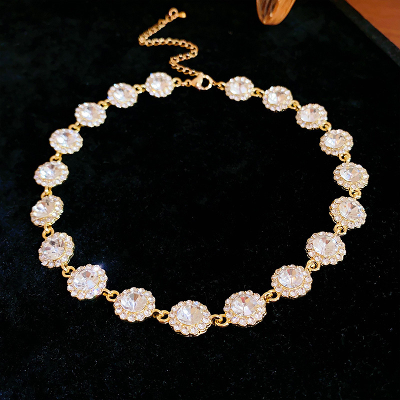 Designer necklace luxury necklace Colorful gemstone simple collarbone chain natural stone fashionable personalized necklace for women diamond necklace