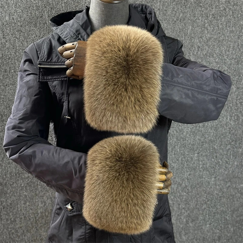 Real Fox Fur Cuffs Arm Warmer Women Bracelet Natural Fur Wristband Warmer Cuff Clothing Accesories Winter Coat Downcoat Gloves 251028