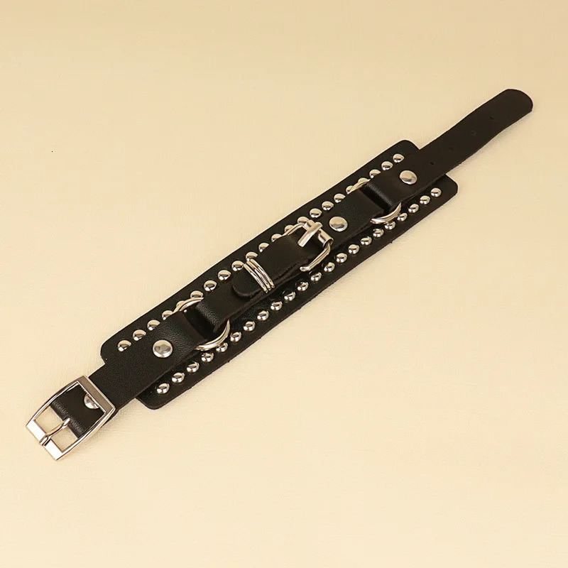 Black Leather Wristband Bracelet Cuff Goth Gothic Punk Bracelets Women Men Spikes Rivet Stud Bangle Cosplay Rock Unisex Jewelry 251028