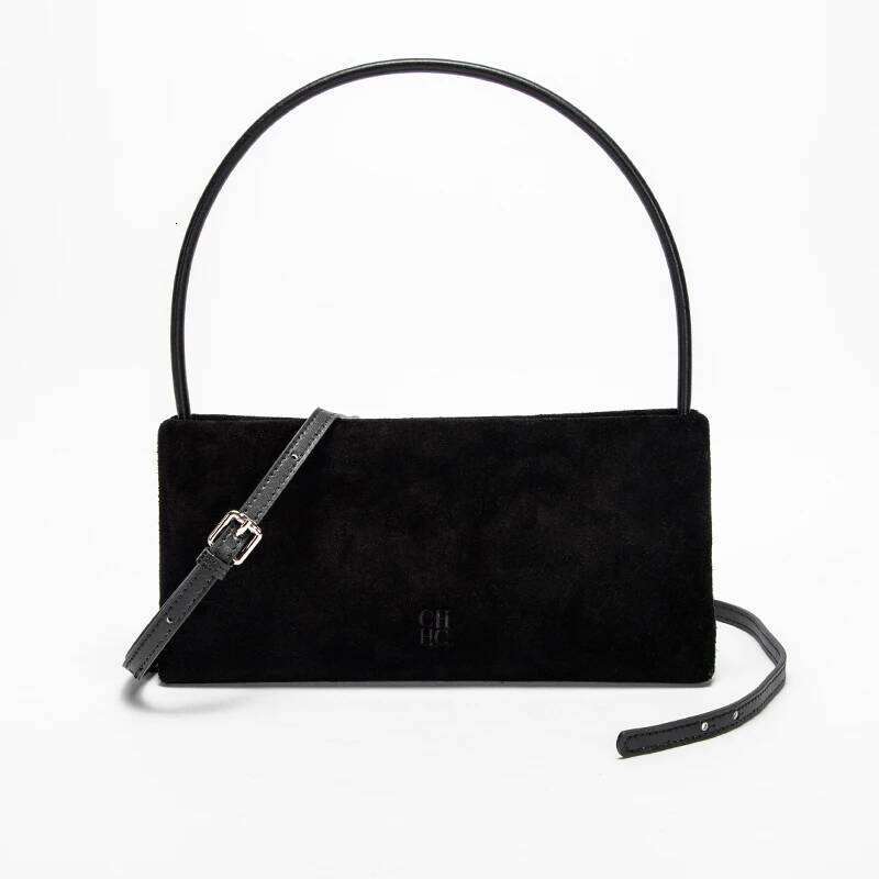 Fashionable And Design New Winter Advanced French Bar Reversed Fleece Classic Underarm Bag Business Banquet Handbag