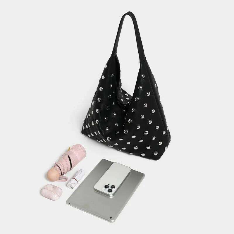 Fashion Hollow Rivet Large Capacity Tote Bag Hobos Women Handbags Soft Pu Leather Shoulder Bags Trend Big Shopper Purses