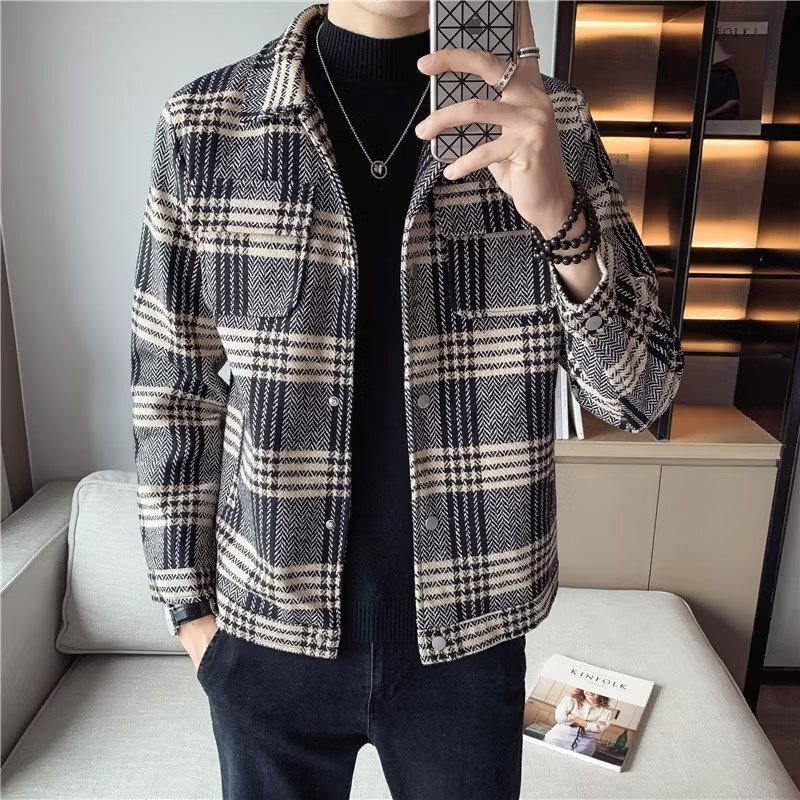 Handsome Plaid Woolen Jacket For Men Spring And Autumn Trendy Slim Fit Stylish Designer Jacket Trench Coat With Turn-down Collar Short Woolen Coat