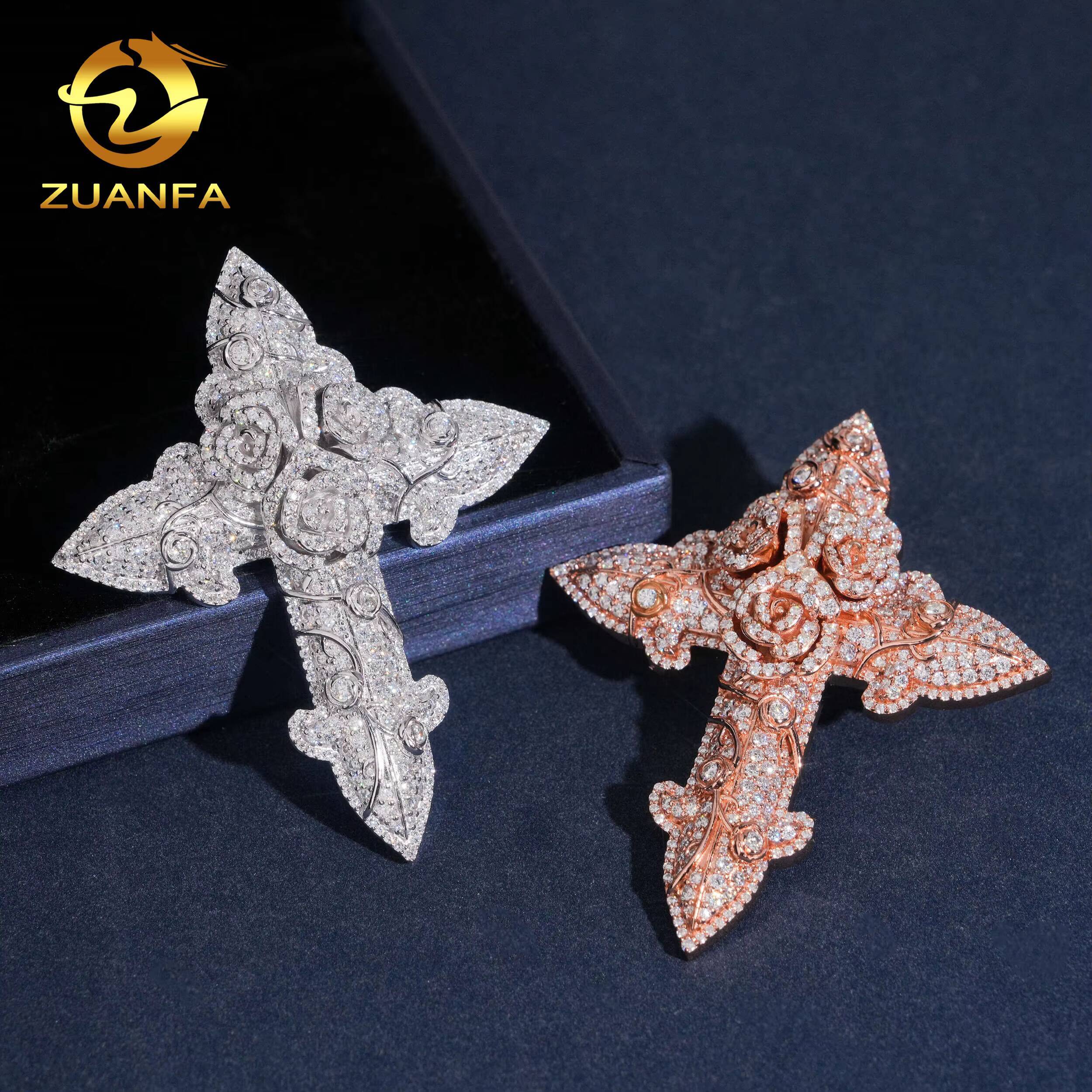 RTS Luxury Rose Fine Hip Hop Moissanite Cross Charms Diamond Jewelry Iced Out 925 Silver VVS Moissanite Cross Pendant