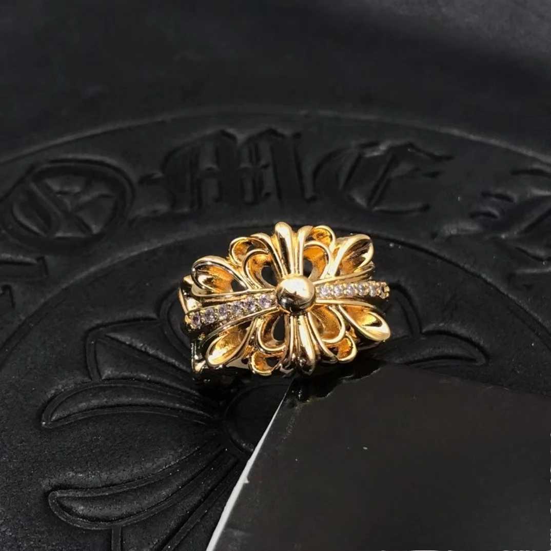 2025 hot selling ring Thai silver plated with 22K diamond inlaid open cross flower cross does not fade niche highend feelW251030